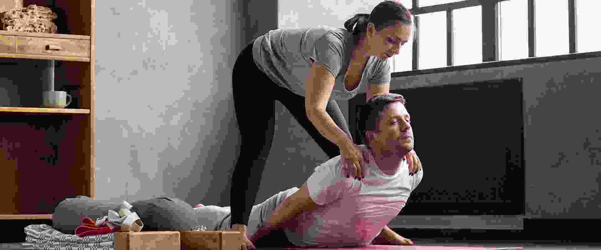 therapeutic-yoga-teacher